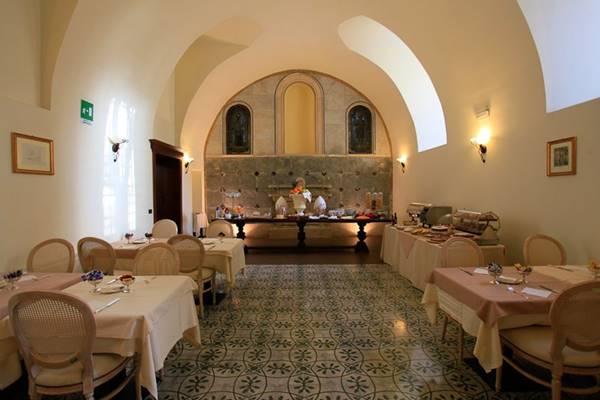 Отель San Paolo Al Convento Трани Экстерьер фото